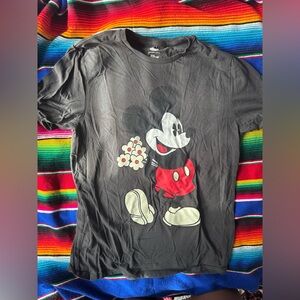 Disney + Old Navy Mickey Mouse Graphic T-Shirt Men’s Medium